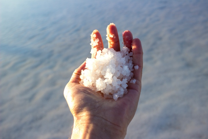 7 increíbles beneficios de la sal del Mar Muerto